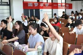 “奇迹盟会助学基金”助学金发放仪式