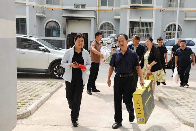 慈善传深情 温暖满延安 —— 中华慈善总会“慈善情暖万家”项目走进延安