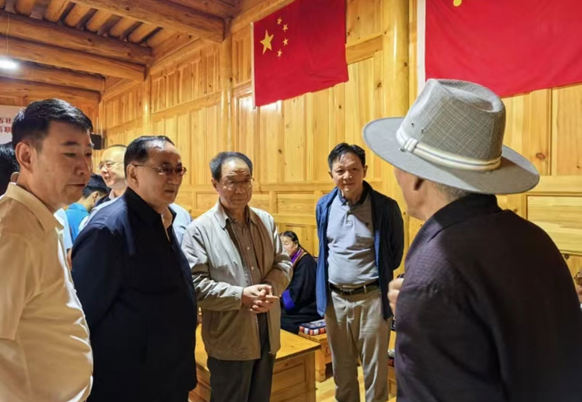 让慈善之光温暖青藏高原 ——奇迹盟会总会长-刘豪赴青海调研慈善工作