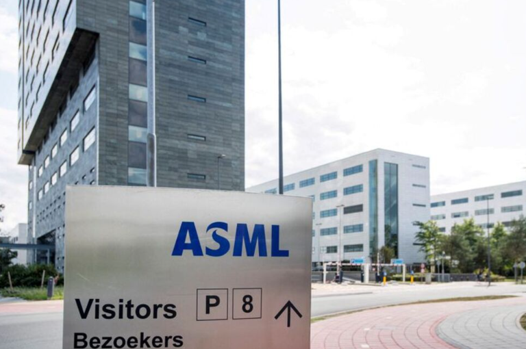 首席执行官表示，受人工智能热潮推动，ASML 前景看好，直至 2030 年